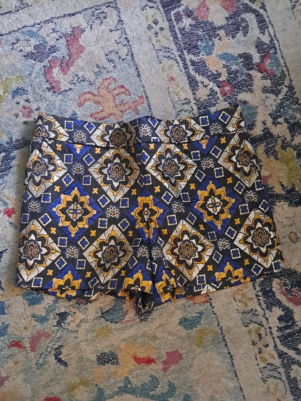 LOFT NWT Metallic Brocade Geometric Shorts Sz 12